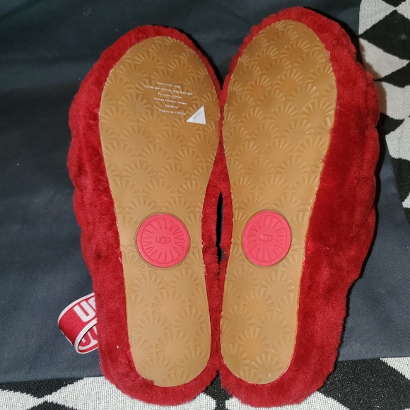 Ugg slides - Picture 8 of 10